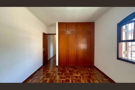 Casa para alugar com 240m², 3 quartos e 2 vagas Casa para alugar com 240m², 3 quartos e 2 vagasQuarto 2