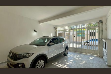 Garagem de casa para alugar com 3 quartos, 240m² em Vila Madalena, São Paulo