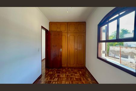 Casa para alugar com 240m², 3 quartos e 2 vagas Casa para alugar com 240m², 3 quartos e 2 vagasQuarto 1