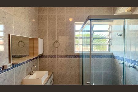 Casa para alugar com 240m², 3 quartos e 2 vagas Casa para alugar com 240m², 3 quartos e 2 vagasBanheiro da Suíte