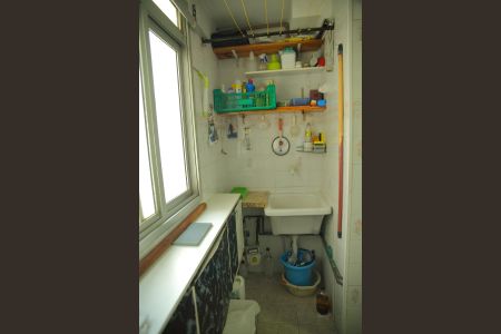 Apartamento à venda com 59m², 2 quartos e 1 vagaÁrea de Serviço