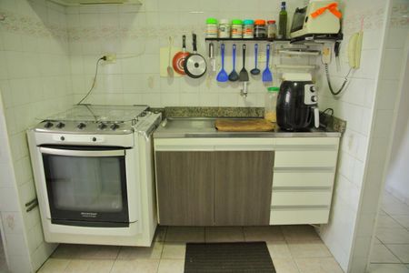 Apartamento à venda com 59m², 2 quartos e 1 vagaCozinha 