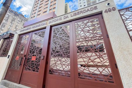 Apartamento para alugar com 82m², 3 quartos e 2 vagasFachada