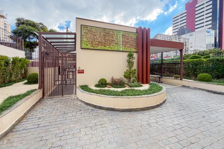 Apartamento para alugar com 82m², 3 quartos e 2 vagasEntrada