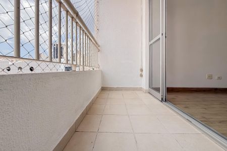 Apartamento para alugar com 82m², 3 quartos e 2 vagasSala - Varanda