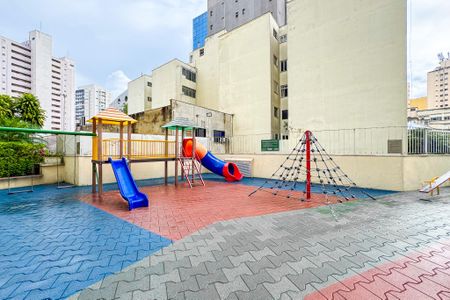 Apartamento para alugar com 82m², 3 quartos e 2 vagasPlayground