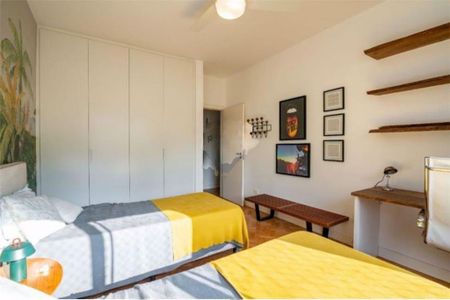 Apartamento para alugar com 3 quartos, 210m² em Cerqueira César, São Paulo