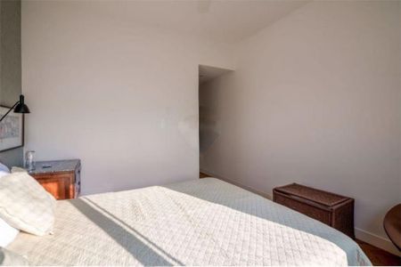 Apartamento para alugar com 3 quartos, 210m² em Cerqueira César, São Paulo