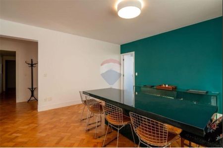 Apartamento para alugar com 3 quartos, 210m² em Cerqueira César, São Paulo