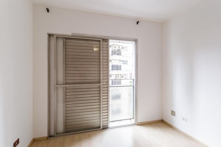 Apartamento à venda com 111m², 3 quartos e 2 vagasQuarto 2