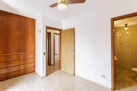 Apartamento à venda com 111m², 3 quartos e 2 vagasQuarto Suíte