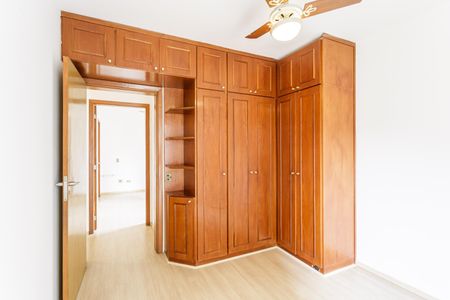 Apartamento à venda com 111m², 3 quartos e 2 vagasQuarto 2