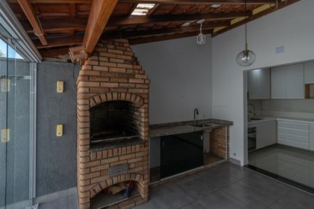 Casa de condomínio para alugar com 68m², 2 quartos e 1 vagaChurrasqueira 