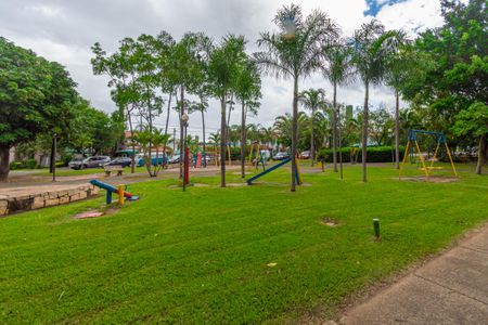 Casa de condomínio para alugar com 68m², 2 quartos e 1 vagaÁrea comum - Playground