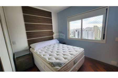 Apartamento para alugar com 4 quartos, 165m² em Moema, São Paulo