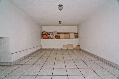 Casa para alugar com 207m², 3 quartos e 4 vagasPorão