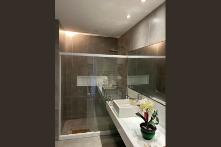 Apartamento à venda com 170m², 3 quartos e 1 vagaBanheiro 1