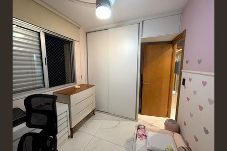 Quarto Solteiro de apartamento à venda com 2 quartos, 66m² em Centro, Belo Horizonte