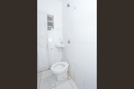 Casa à venda com 200m², 4 quartos e sem vagaCASA 1 - BANHEIRO SOCIAL