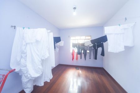 Casa à venda com 200m², 4 quartos e sem vagaCASA 2 - SALA 