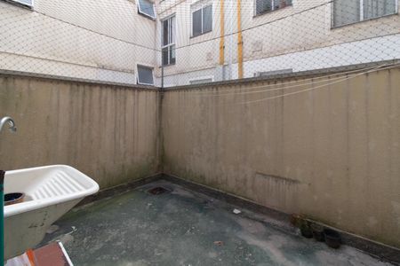 Apartamento para alugar com 48m², 2 quartos e 1 vagaQuintal