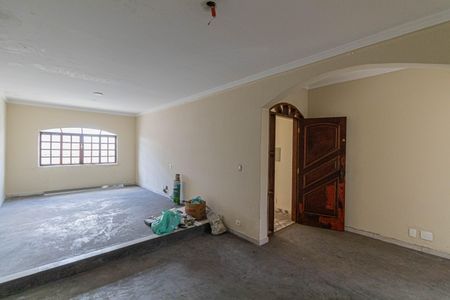 Sala de casa para alugar com 2 quartos, 70m² em Jardim Bonifacio, São Paulo