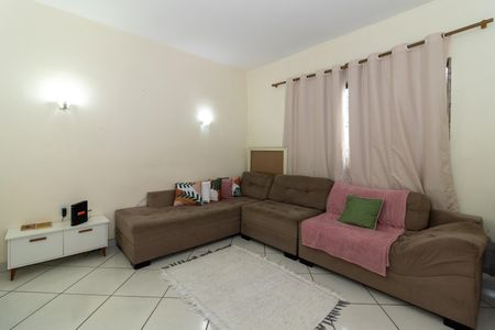 Sala de casa à venda com 3 quartos, 330m² em Realengo, Rio de Janeiro