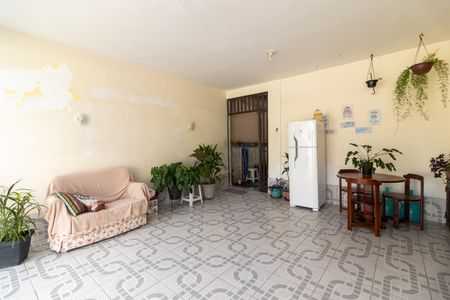 Casa à venda com 330m², 3 quartos e 4 vagasGaragem