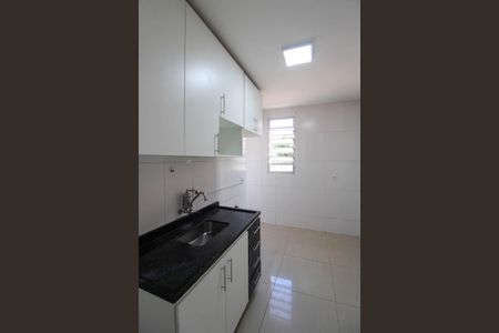 Apartamento para alugar com 45m², 2 quartos e 1 vagaCozinha 