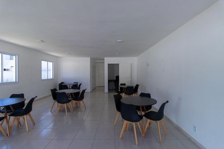 Casa de condomínio para alugar com 60m², 2 quartos e 1 vaga Casa de condomínio para alugar com 60m², 2 quartos e 1 vagaÁrea comum - Salão de festas