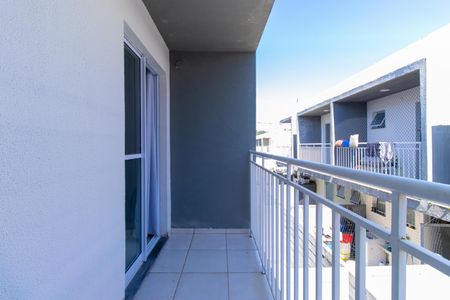 Casa de condomínio para alugar com 60m², 2 quartos e 1 vaga Casa de condomínio para alugar com 60m², 2 quartos e 1 vagaVaranda do Quarto 2