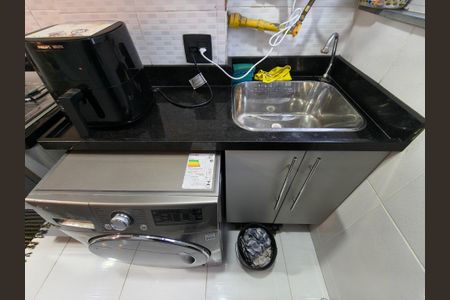 Apartamento à venda com 47m², 2 quartos e 1 vagaArea de Serviço