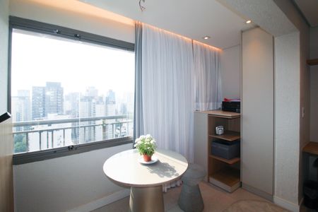 Studio à venda com 24m², 1 quarto e sem vaga Studio à venda com 24m², 1 quarto e sem vagaSuíte