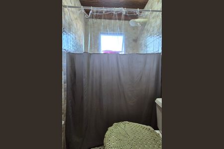 Casa à venda com 110m², 4 quartos e 2 vagasBanheiro de Serviço