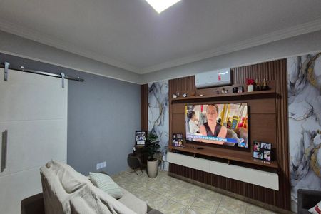 Casa à venda com 110m², 4 quartos e 2 vagasSala 