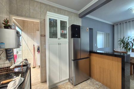 Casa à venda com 110m², 4 quartos e 2 vagasCozinha 