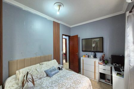 Casa à venda com 110m², 4 quartos e 2 vagasQuarto 3 - Suíte