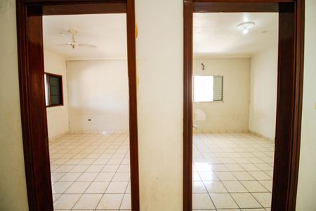 Casa para alugar com 146m², 2 quartos e 1 vagaCorredor