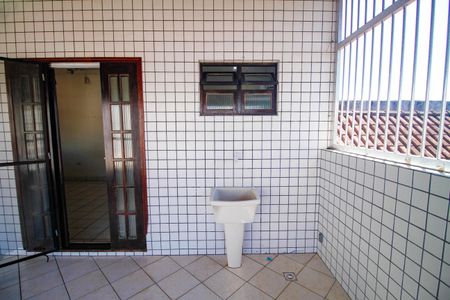 Casa para alugar com 146m², 2 quartos e 1 vagaÁrea de Serviço