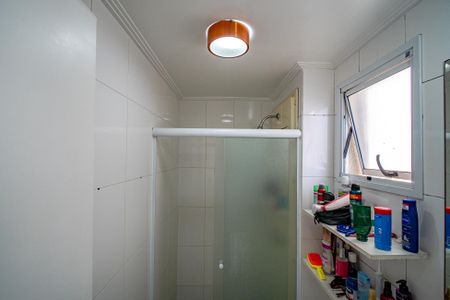 Apartamento à venda com 74m², 2 quartos e 2 vagasBanheiro da Suíte