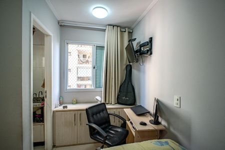 Apartamento à venda com 74m², 2 quartos e 2 vagasSuíte