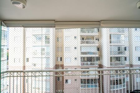 Apartamento à venda com 74m², 2 quartos e 2 vagasVaranda