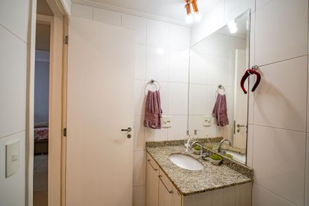 Apartamento à venda com 74m², 2 quartos e 2 vagasBanheiro