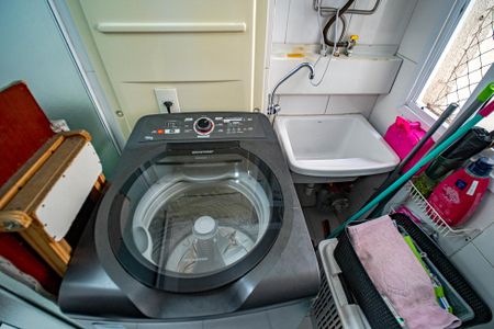 Apartamento à venda com 74m², 2 quartos e 2 vagasÁrea de Serviço