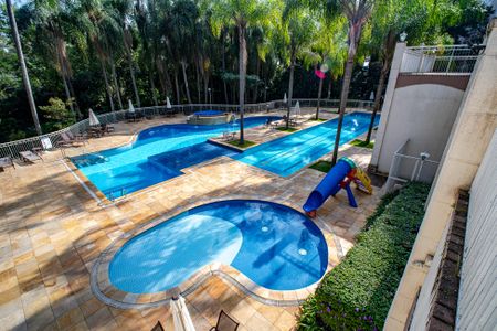 Apartamento à venda com 74m², 2 quartos e 2 vagasÁrea comum - Piscina