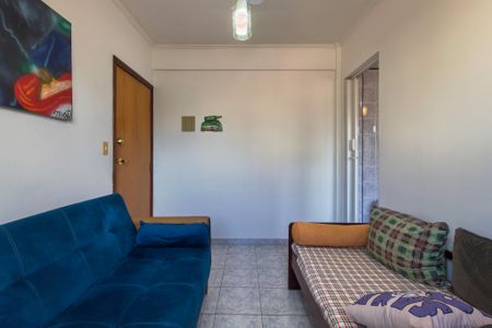 Sala de apartamento para alugar com 1 quarto, 42m² em Vila Tupi, Praia Grande