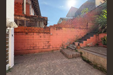 Casa para alugar com 80m², 3 quartos e 2 vagasQuintal