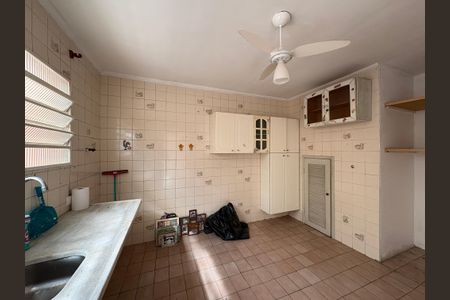 Casa para alugar com 80m², 3 quartos e 2 vagasCozinha