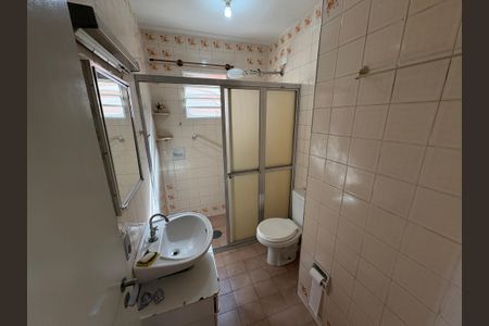 Casa para alugar com 80m², 3 quartos e 2 vagasBanheiro