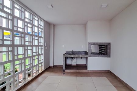 Apartamento para alugar com 38m², 2 quartos e sem vagaÁrea comum - Churrasqueira